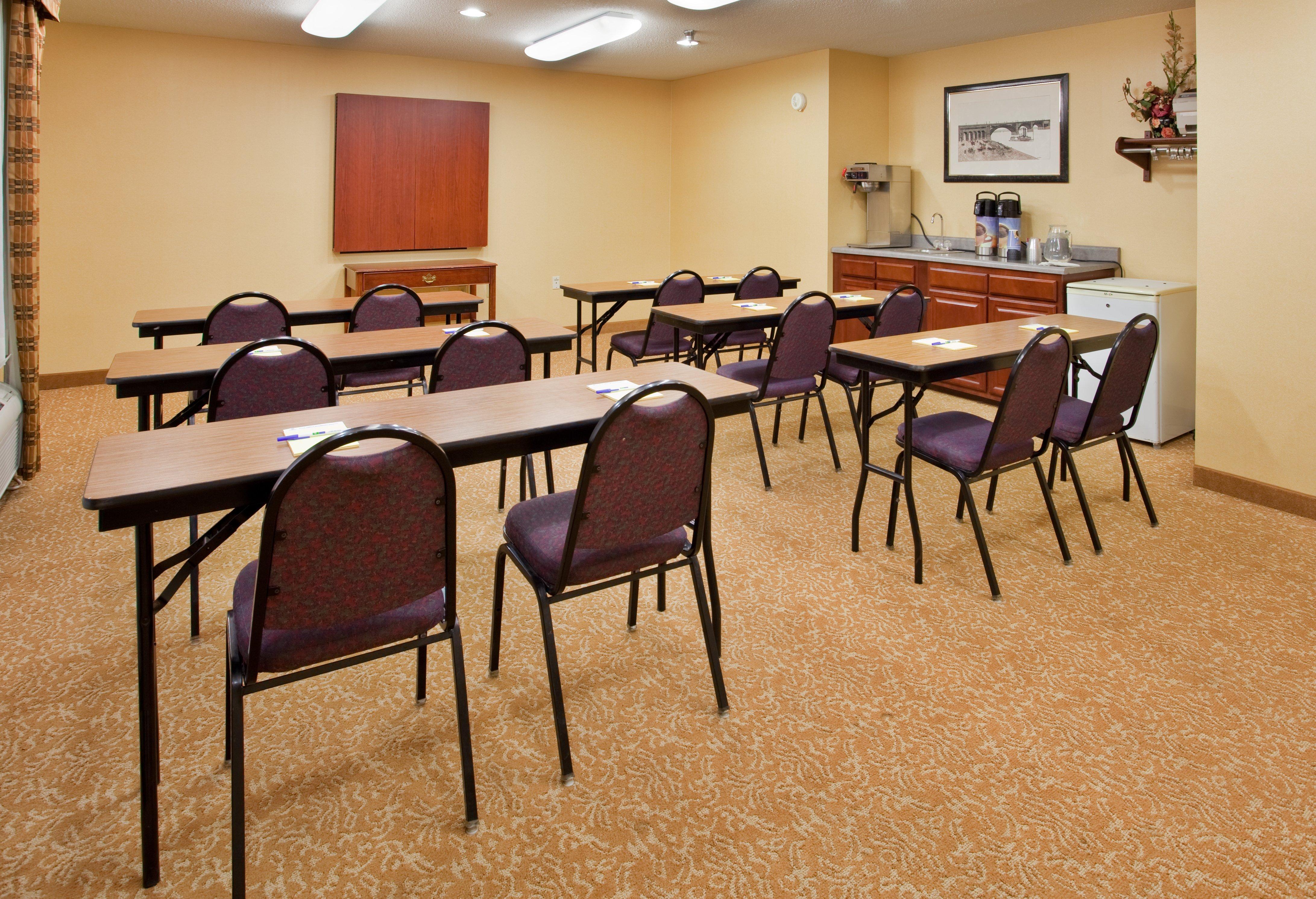 Holiday Inn Express Hotel & Suites Fenton/I-44 By Ihg Dış mekan fotoğraf