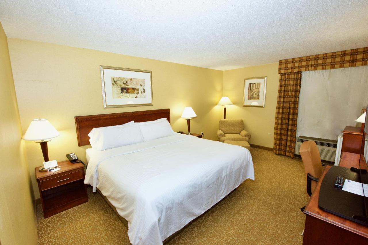 Holiday Inn Express Hotel & Suites Fenton/I-44 By Ihg Dış mekan fotoğraf