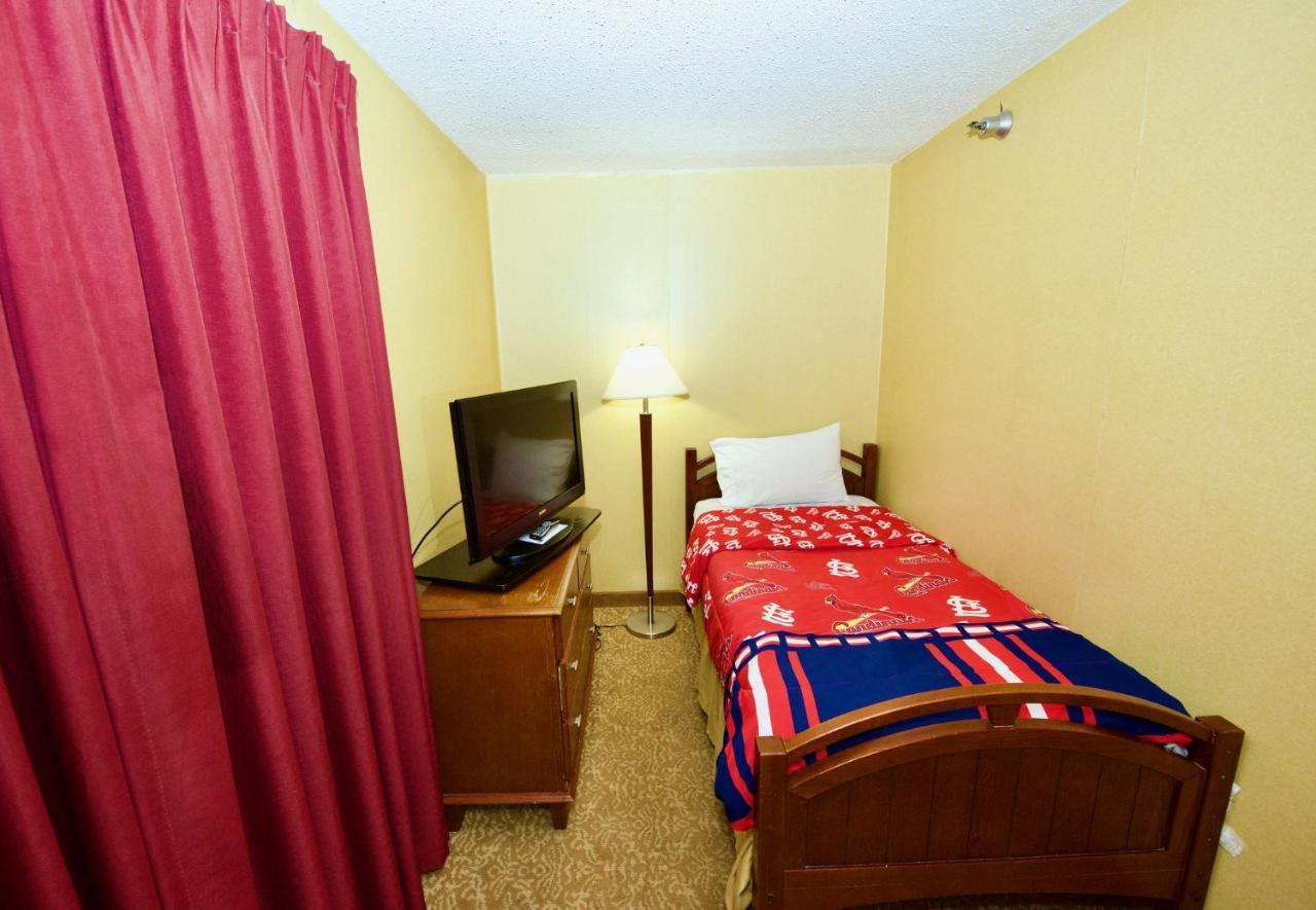 Holiday Inn Express Hotel & Suites Fenton/I-44 By Ihg Dış mekan fotoğraf
