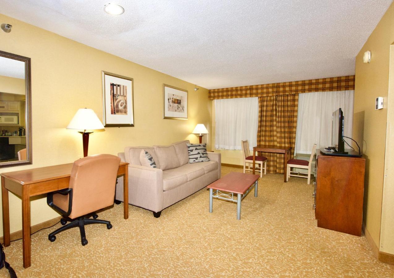 Holiday Inn Express Hotel & Suites Fenton/I-44 By Ihg Dış mekan fotoğraf